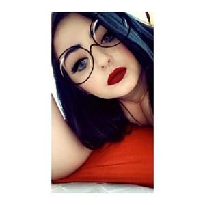 Meet your Posher, Destiny